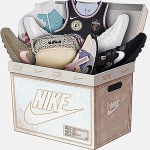 🎰Mens Athletic Mystery Box🎰